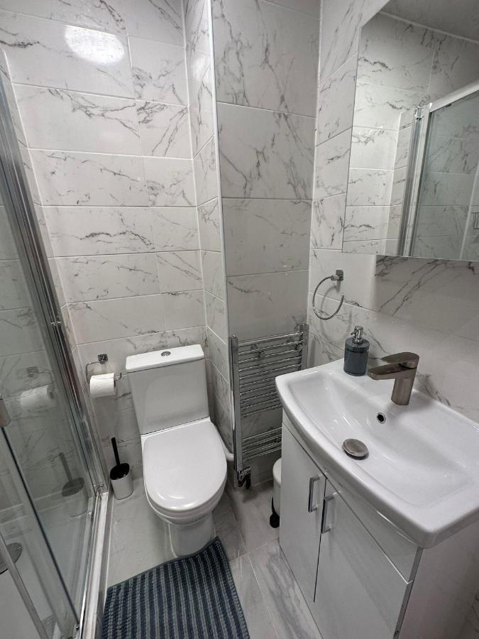 Notting Hill Guest Ealing